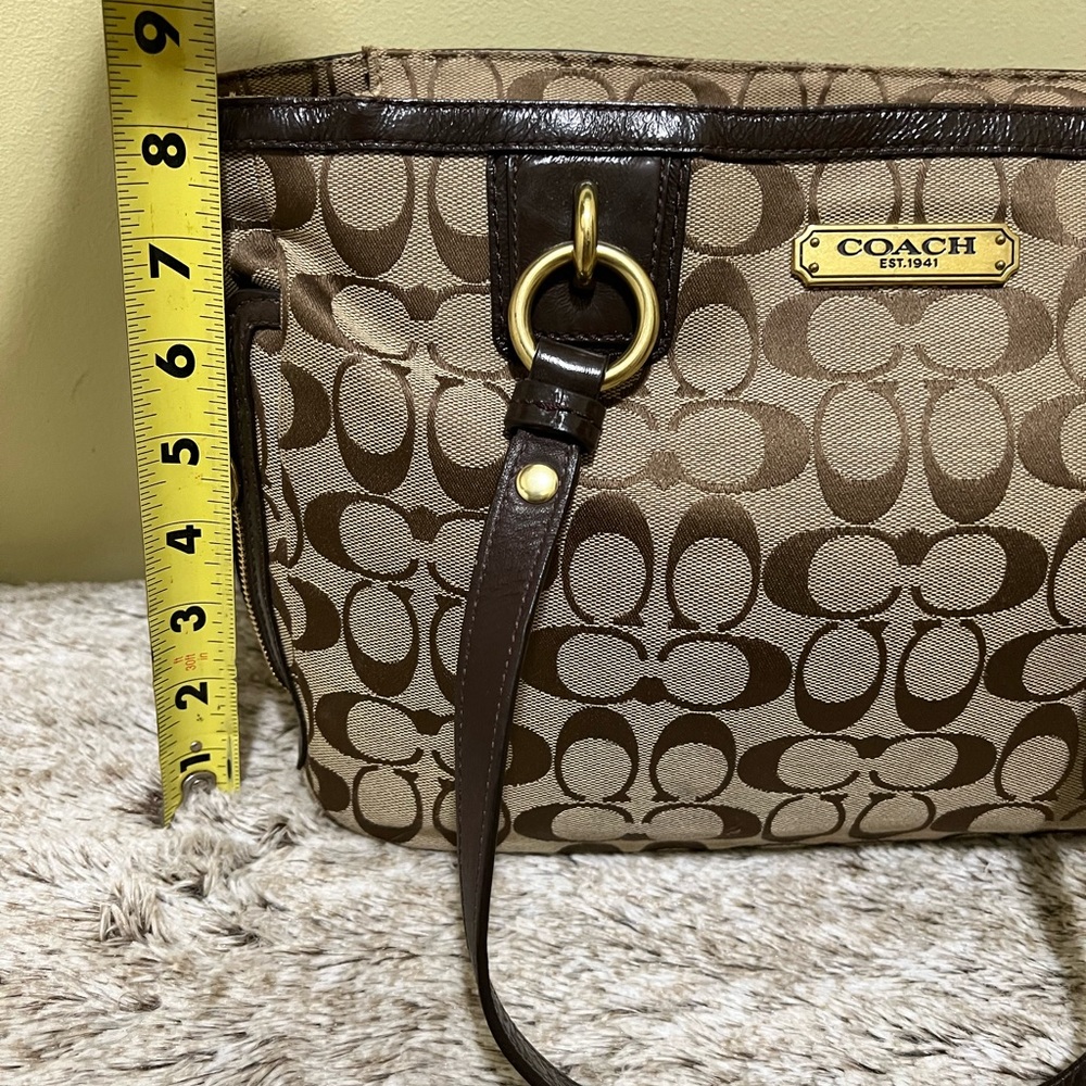 SOLD - Coach Gallery Signature Zip Khaki Mahogany Tote - Picture 7 of 10